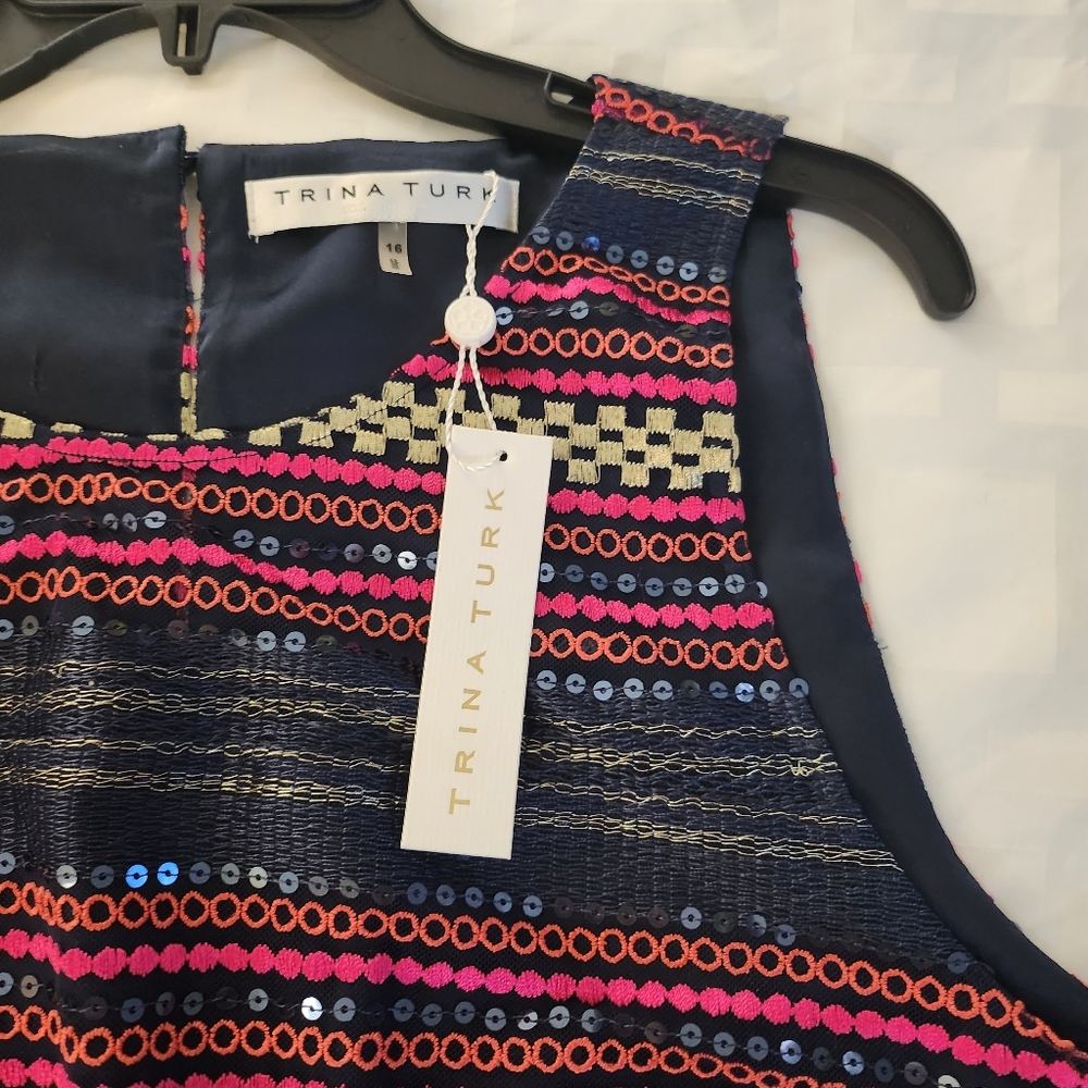 Trina Turk Navy and Maroon top - Picture 4 of 6